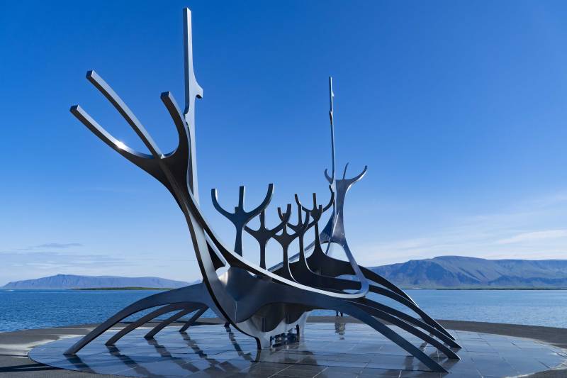Mosaïque islandaise : une croisière d'exception entre nature sauvage et gastronomie nordique