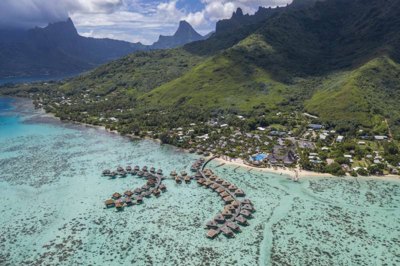 Bungalow pilotis en Polynésie